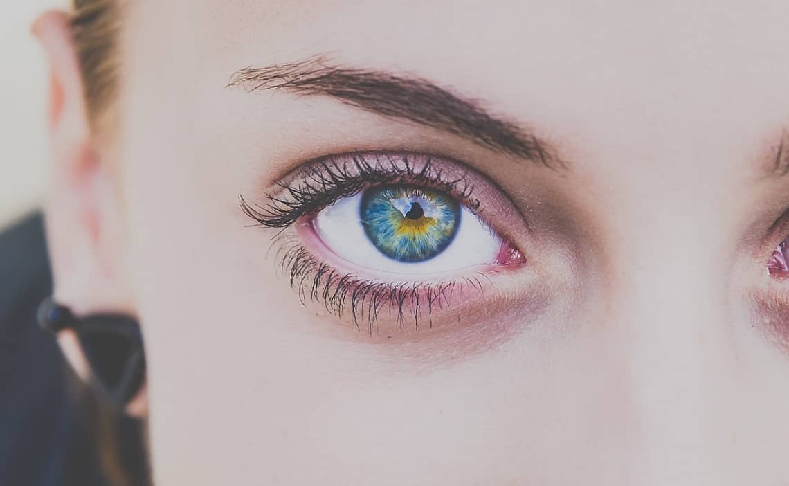 woman face eyebrows