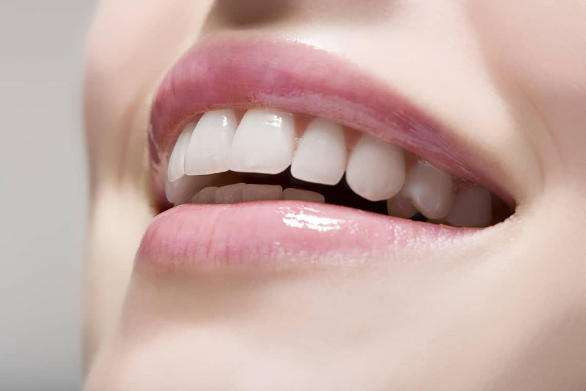 Clean white teeth