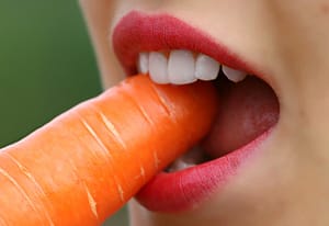carrot bite mouth