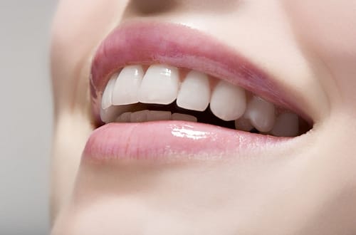 Clean white teeth